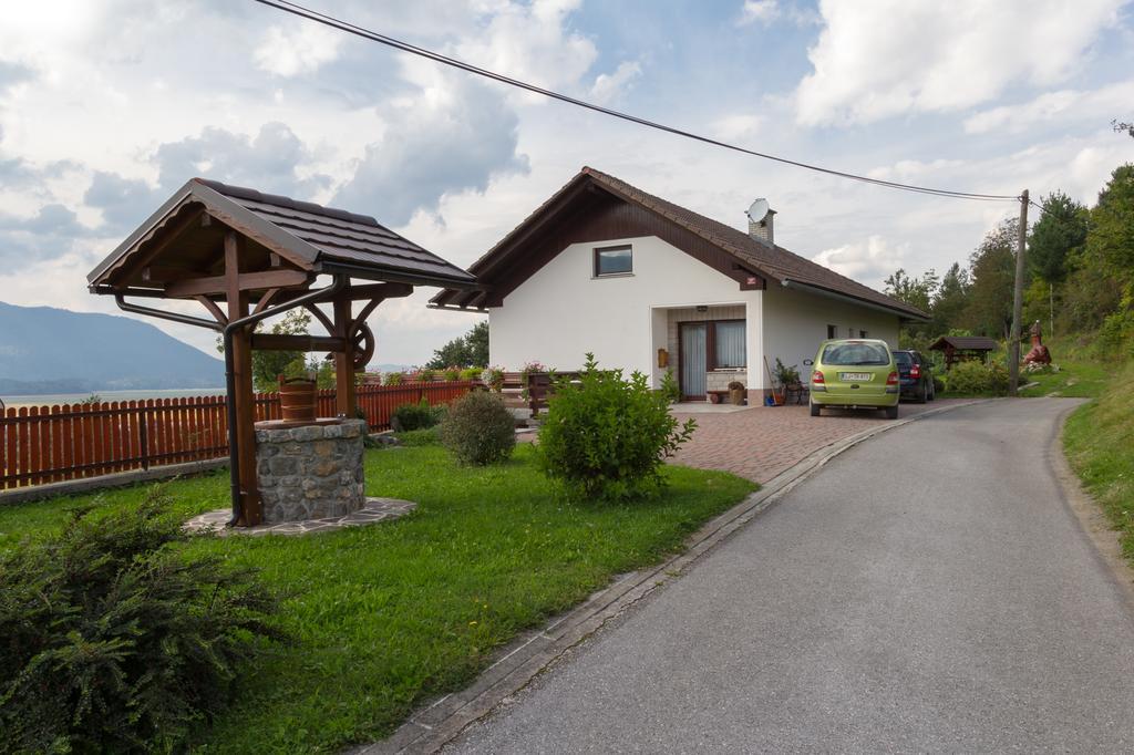Prenocisca Jezero Appartement Gorenje Jezero Buitenkant foto