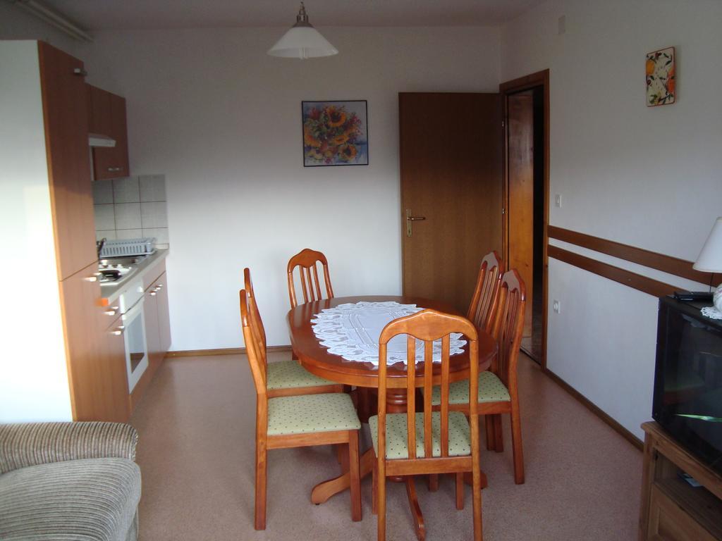 Prenocisca Jezero Appartement Gorenje Jezero Kamer foto